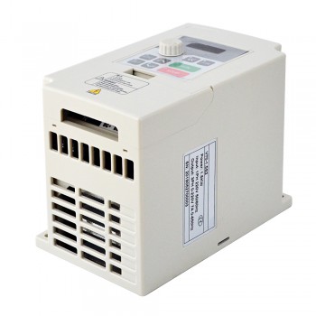 VFD-Wechselrichter mit Variabler Frequenz für Drehzahlregelung des Spindelmotors 1,5KW 2PS 7A 220V VFD Frequenzumrichter