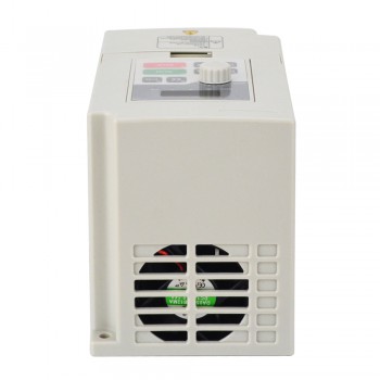 VFD Frequenzumrichter 2.2KW 3HP 5A 380V Motorumrichter mit Variabler Frequenz für Spindelmotoren