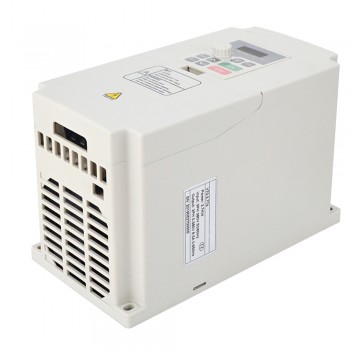 VFD Frequenzumrichter 3.7KW 5HP 8.5A 380V Antriebsmotor mit variabler Frequenz für Drehzahlregelung des Spindelmotors